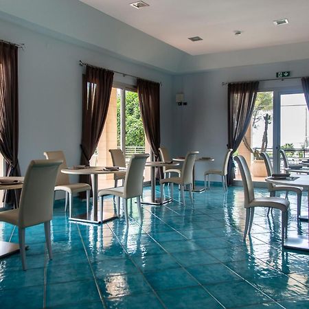 فندق Residenza Del Mare سانت إيزيدورو المظهر الخارجي الصورة